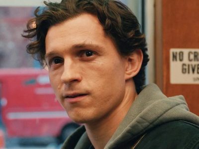 Improviso de Tom Holland define final de Homem-Aranha: Um Novo Dia e emociona público nos cinemas