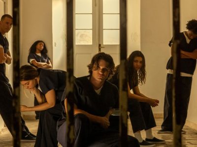 Astro de Outer Banks faz mudança ousada na carreira após 6 anos como protagonista da série de sucesso da Netflix