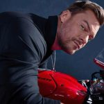 Alan Ritchson fecha acordo histórico com a Netflix para novo filme com roteirista de Velozes & Furiosos