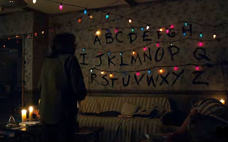 Stranger Things: Contos de 85