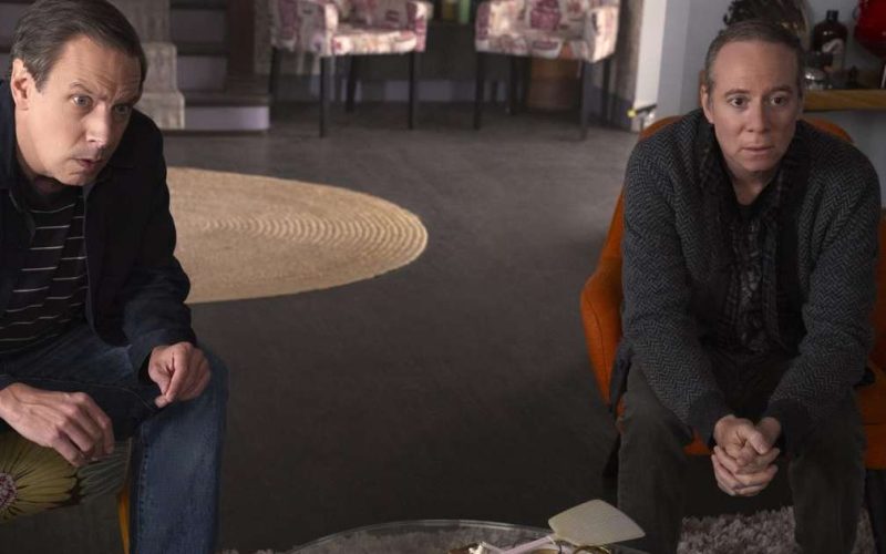 Nova série da HBO Max apresenta herói inusitado e conquista o público