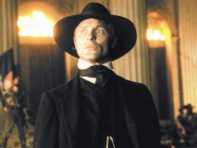 Obra lançada há 39 anos: filme injustamente desconhecido é um dos maiores papéis de Ed Harris