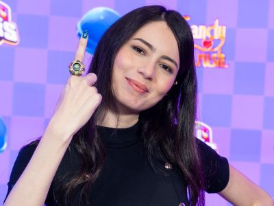 Brasileira revela 3 dicas para dominar Candy Crush Saga após vitória global