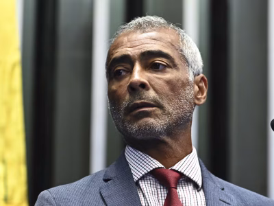Romário deixa o PL e declara apoio à candidatura de Eduardo Paes