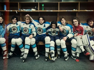 Série de drama e hóquei dos criadores de Stranger Things promete ser a nova obsessão juvenil da Netflix