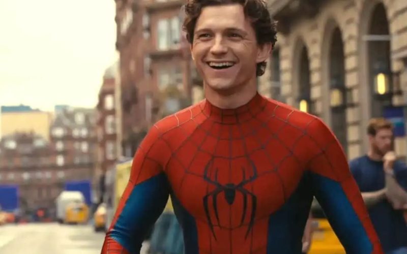 Papel secreto em Homem-Aranha - Um Novo Dia marca reunião entre Tom Holland e atriz após 14 anos