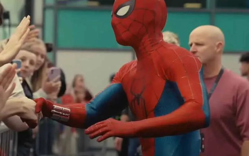 Em 2012, atriz interpretou a mãe de Tom Holland em filme baseado em história real; 14 anos depois, participa de Homem-Aranha